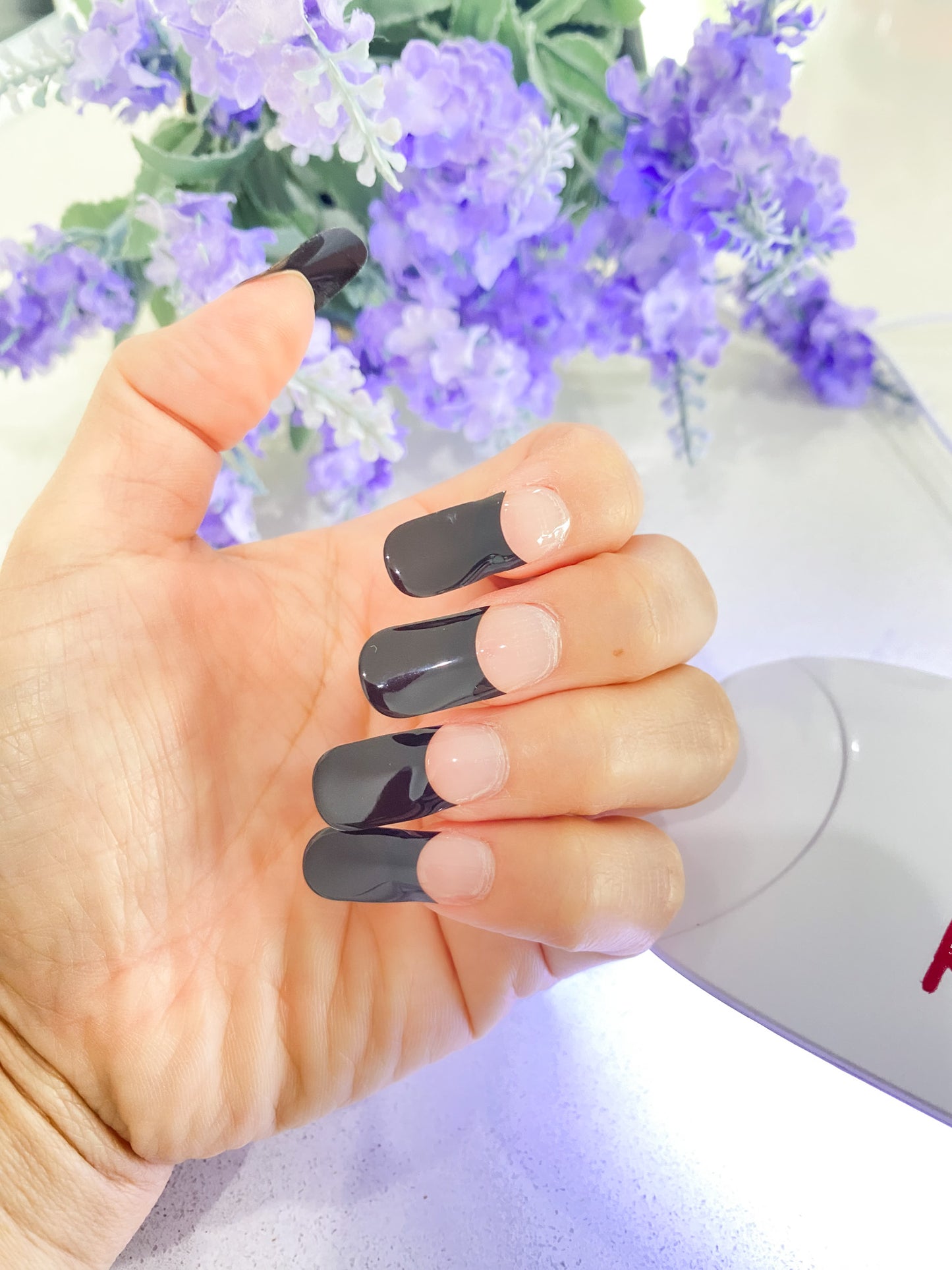 Black French Tip DIY Semi-Cured Gel Nail Sticker Kit