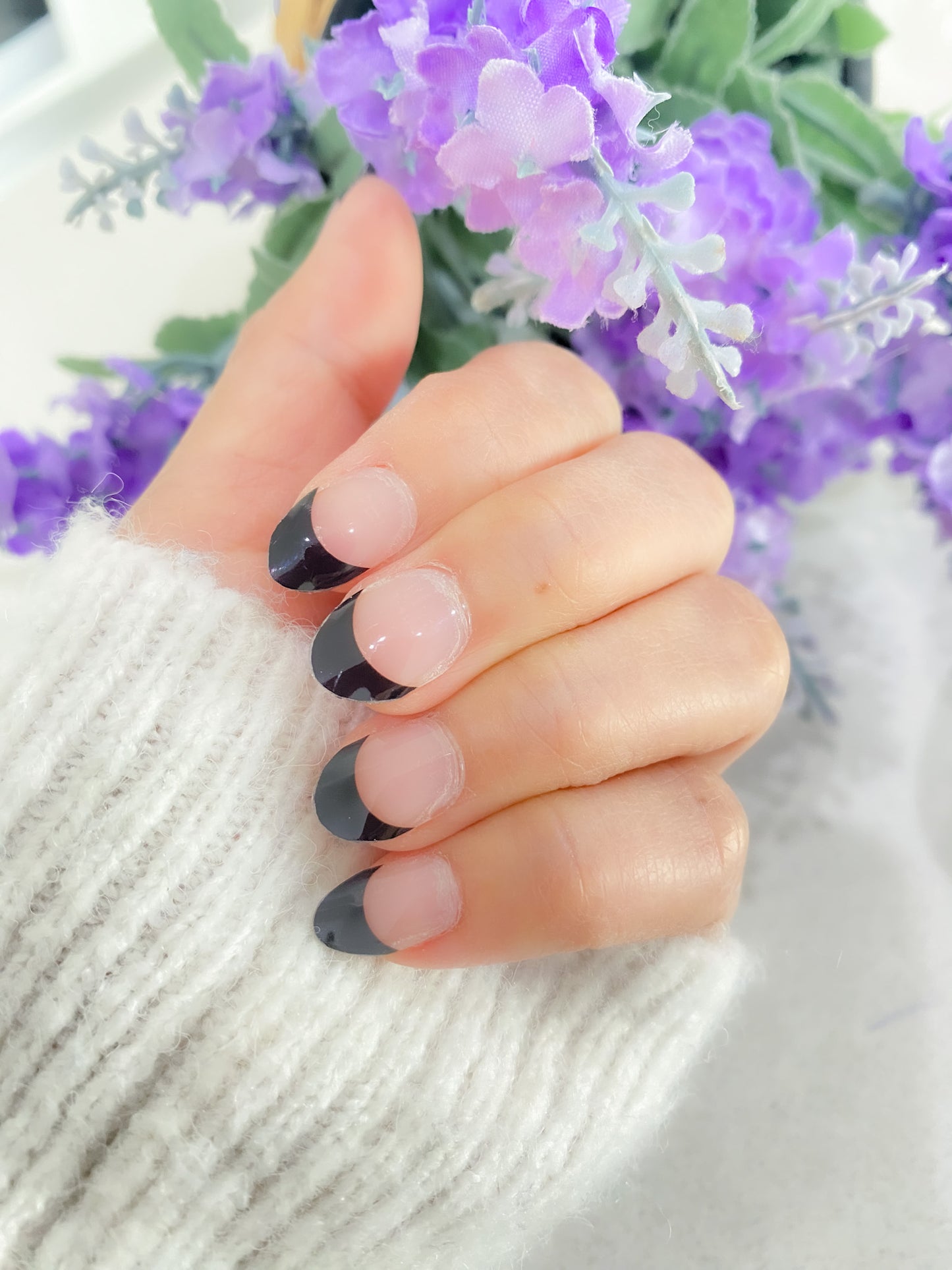 Black French Tip DIY Semi-Cured Gel Nail Sticker Kit